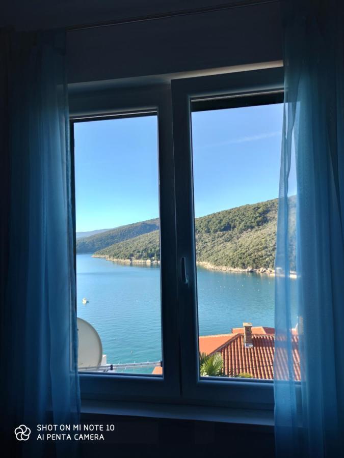 ראבץ Apartment Noemi With A Direct Beach View מראה חיצוני תמונה